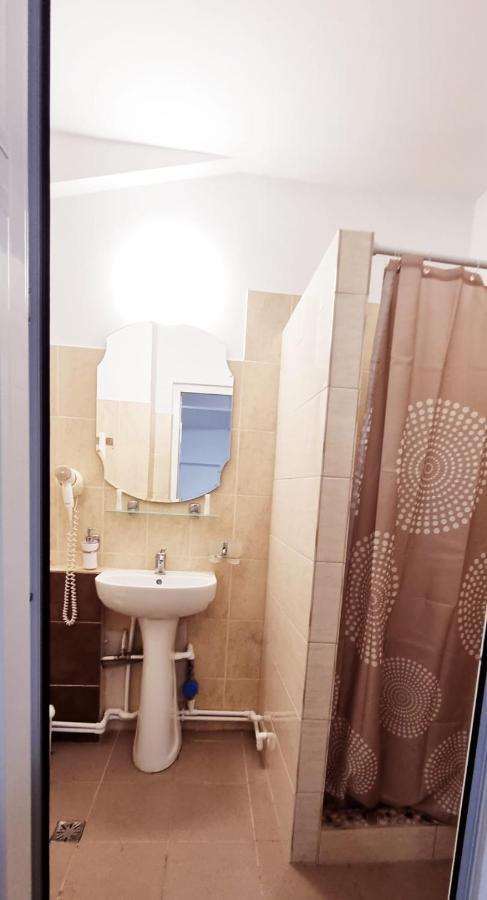 Apartamente Elegante In Regim Hotelier ヤシ エクステリア 写真