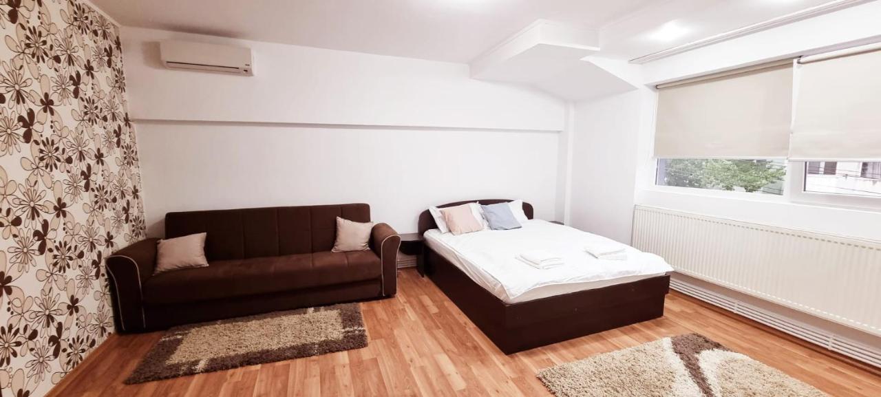 Apartamente Elegante In Regim Hotelier ヤシ エクステリア 写真