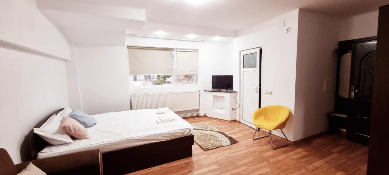 Apartamente Elegante In Regim Hotelier ヤシ エクステリア 写真